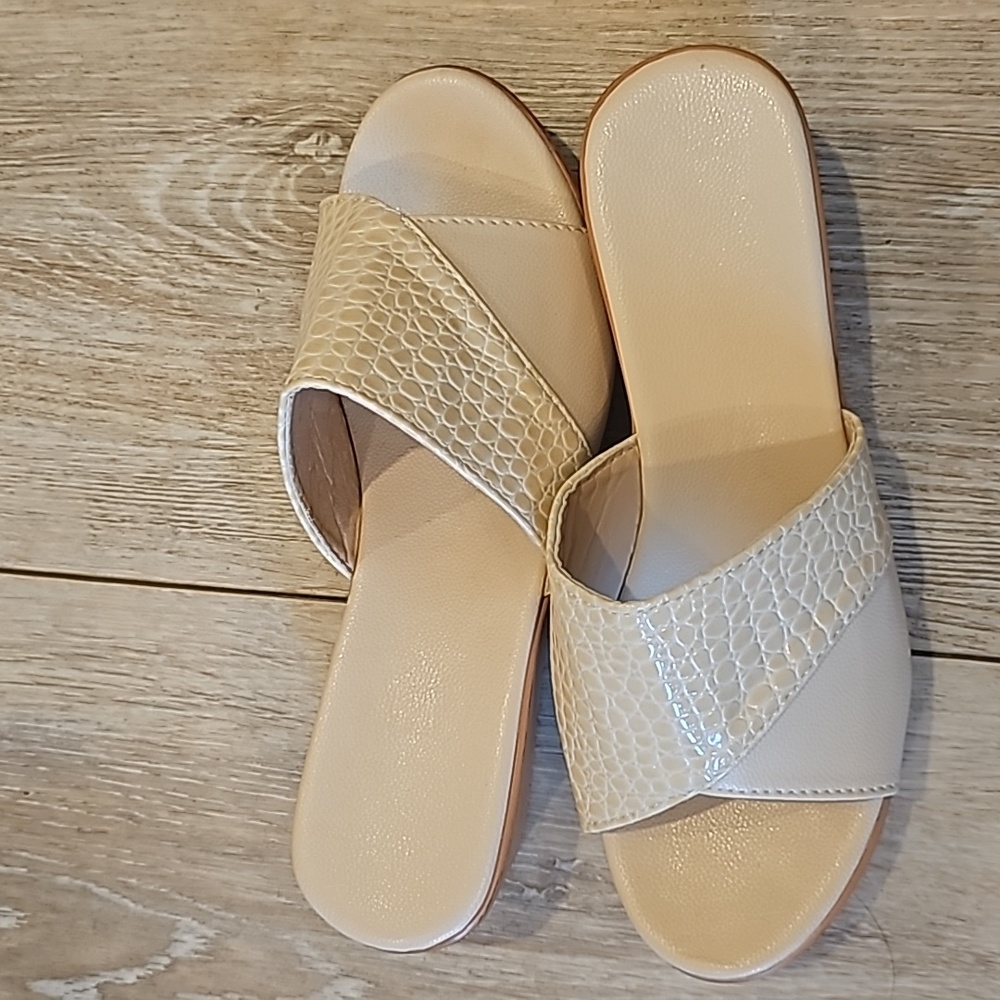 Unknown brand, women's shoes